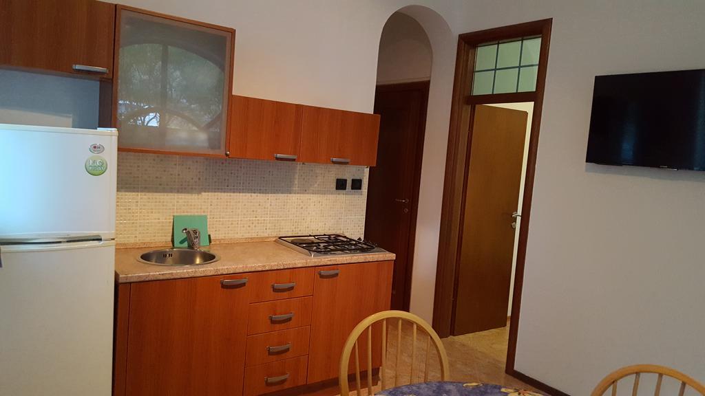 Apartments Vile Holiday Živogošće Esterno foto