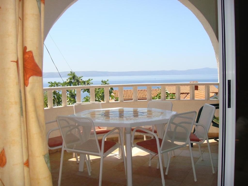 Apartments Vile Holiday Živogošće Esterno foto