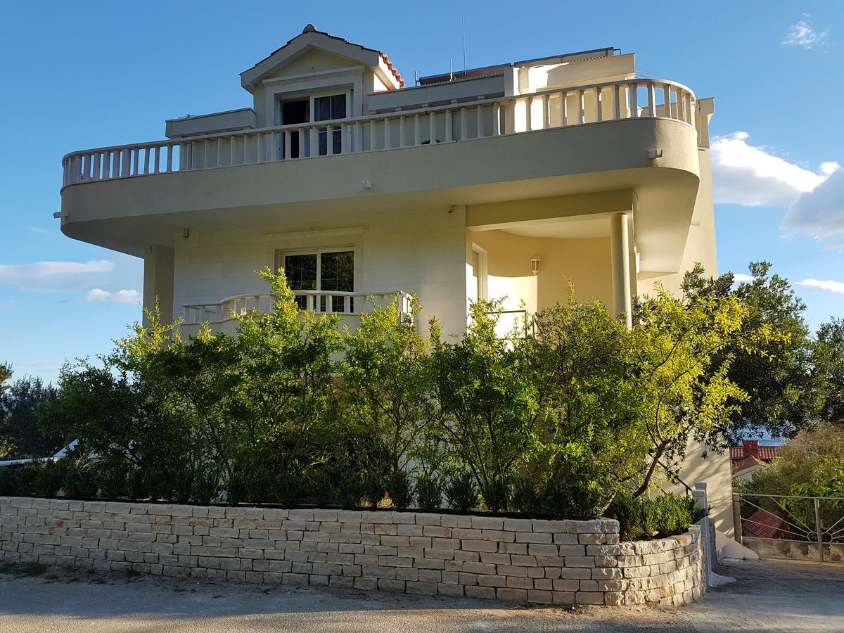 Apartments Vile Holiday Živogošće Esterno foto