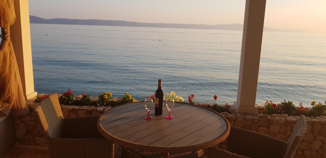 Apartments Vile Holiday Živogošće Esterno foto