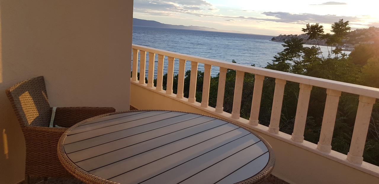 Apartments Vile Holiday Živogošće Esterno foto
