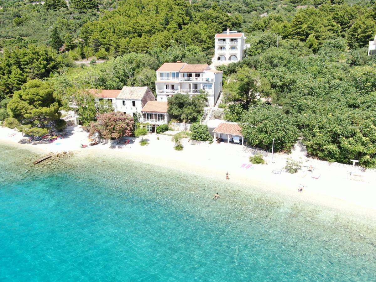 Apartments Vile Holiday Živogošće Esterno foto